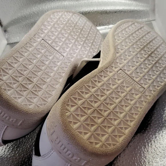 Puma Tennis Shoes SZ 8 - Picture 6 of 7